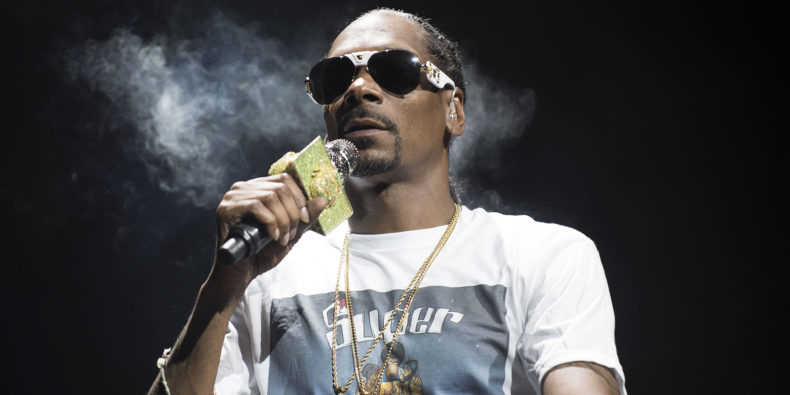 Snoop in concert