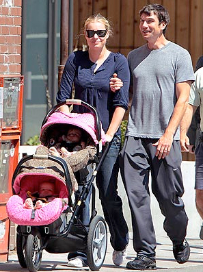 Jerry O'Connell, Rebecca Romijn and the twins
